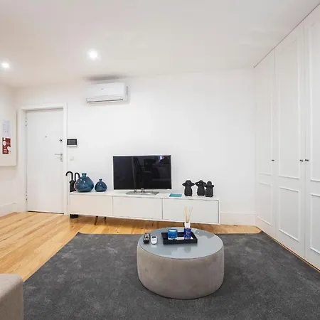 Elegant Downtown 1br Flat W/ Ac By Lovelystay *